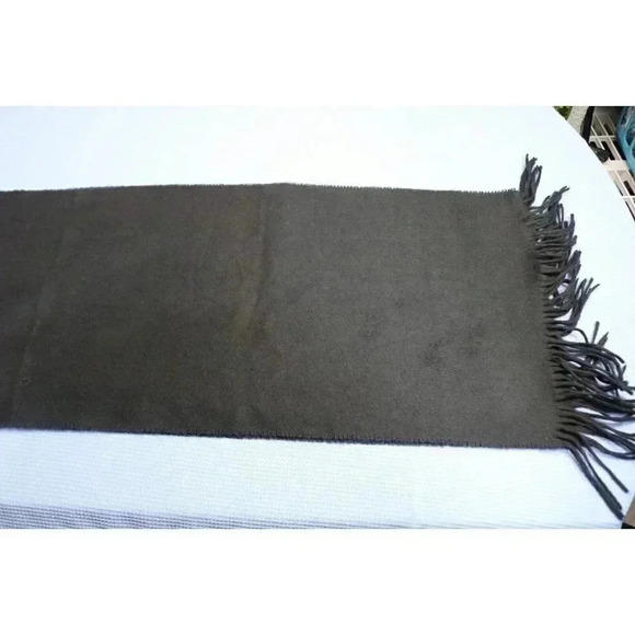 Geoffrey Beene Cashme Scarf-Black-Made in Italy-Unisex - Picture 6 of 6